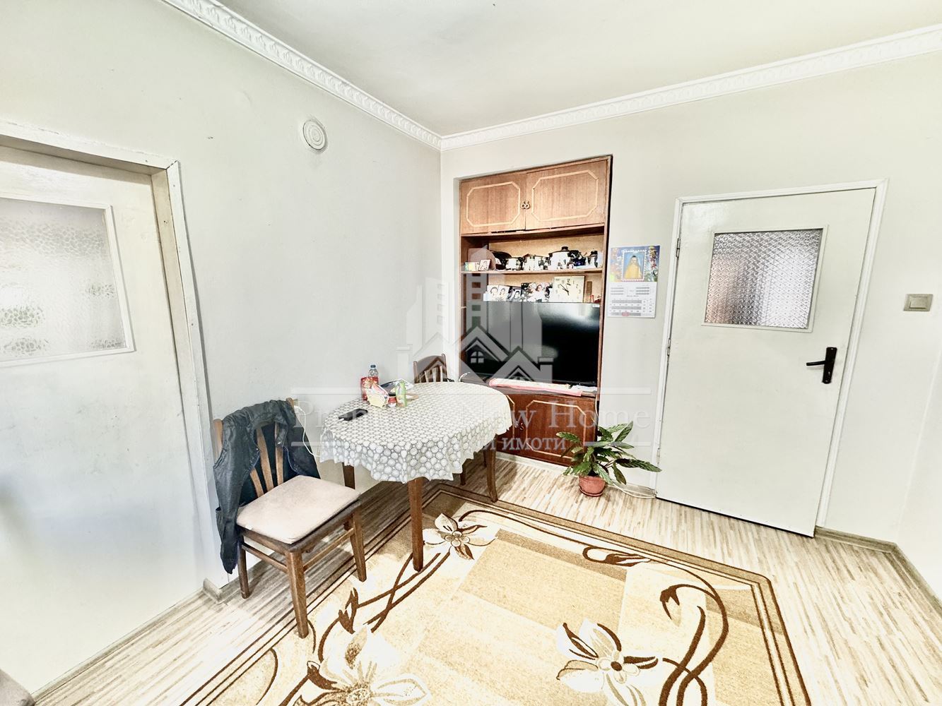 Етаж от къща – Хасково, Червена стена-0 Етаж от къща - Хасково, Червена стена - 0