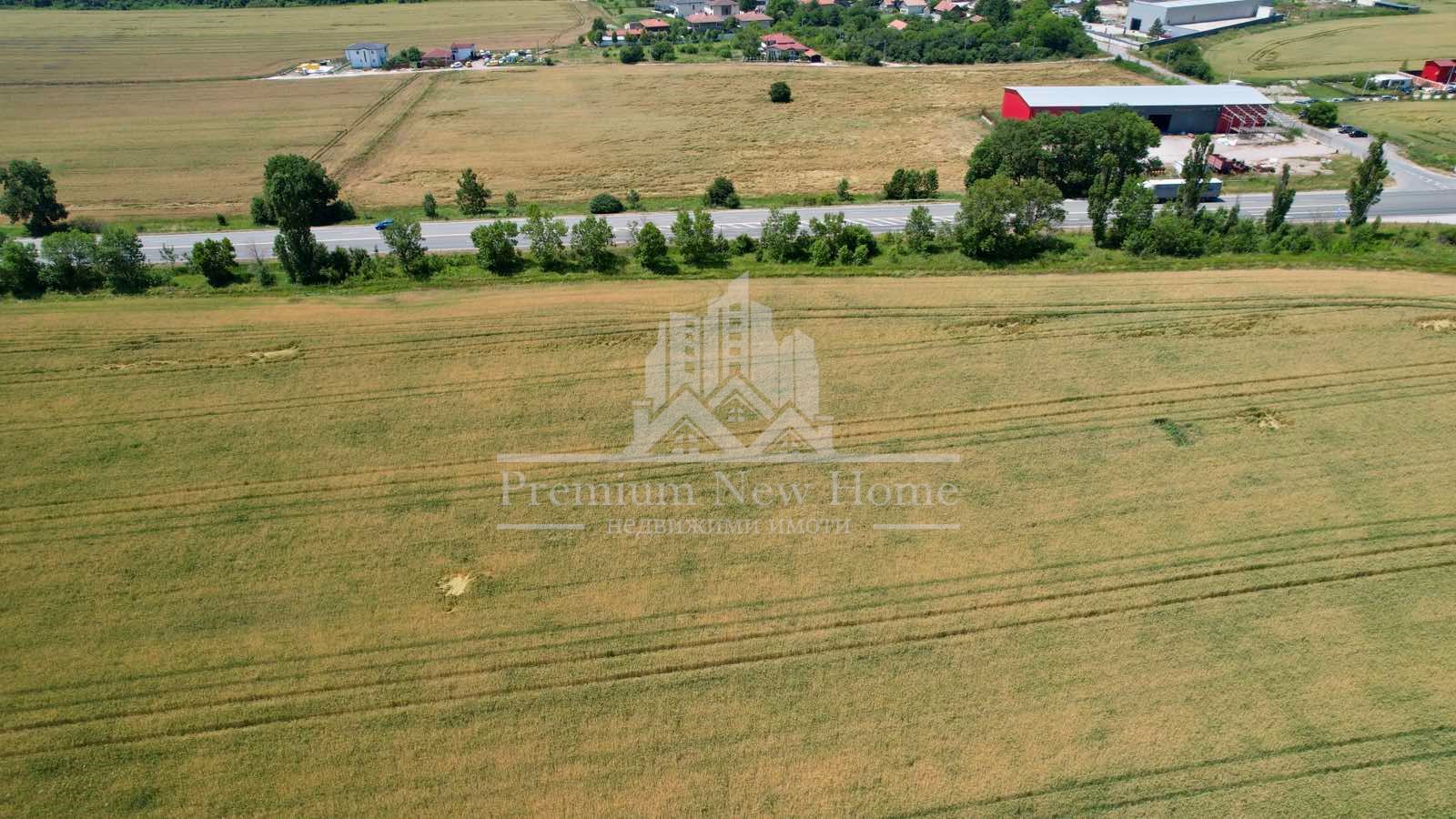 Парцел – София, област, с.Божурище-0 Парцел - София, област, с.Божурище - 0