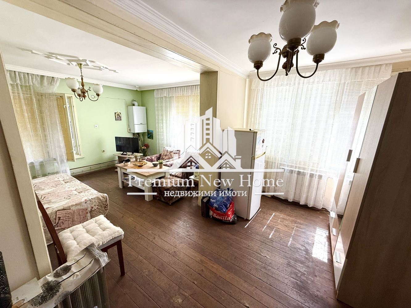 Къща - София, област, с.Божурище - 0