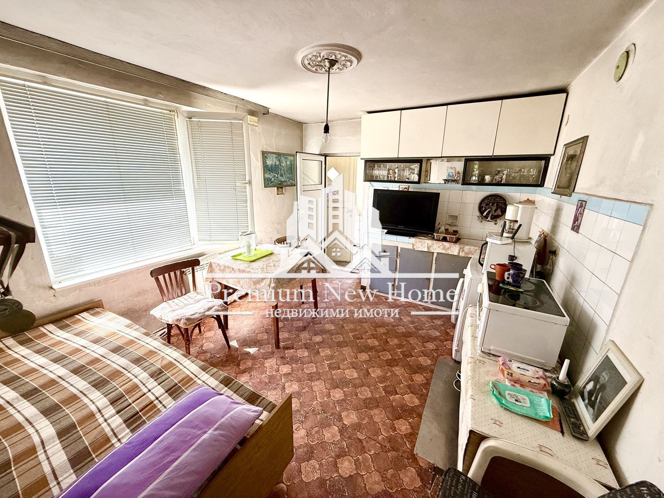 Къща - София, област, с.Божурище - 0