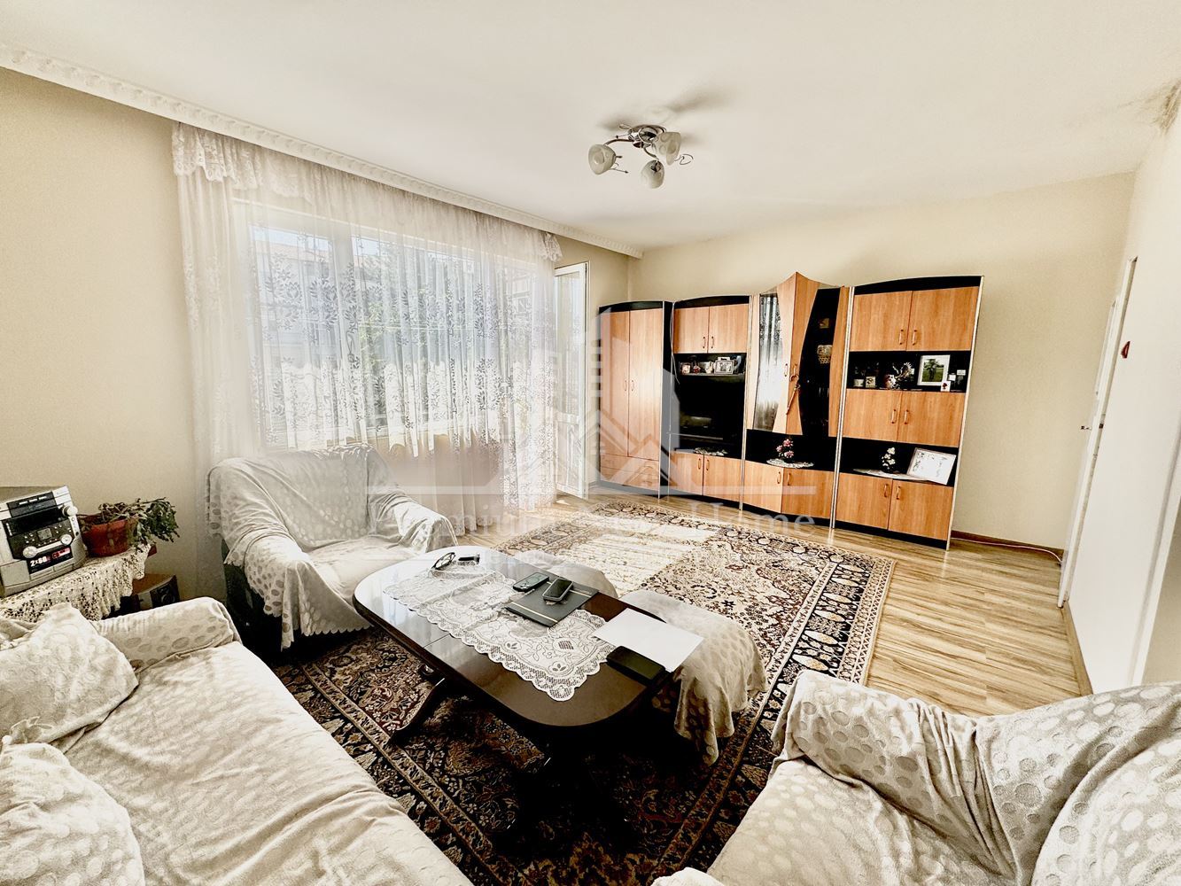 Етаж от къща – Хасково, Червена стена-0 Етаж от къща - Хасково, Червена стена - 0