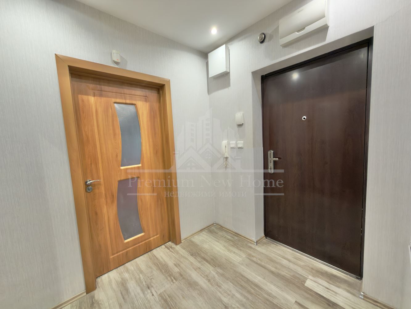 3-стаен – София, Люлин 6-0 3-стаен - София, Люлин 6 - 0