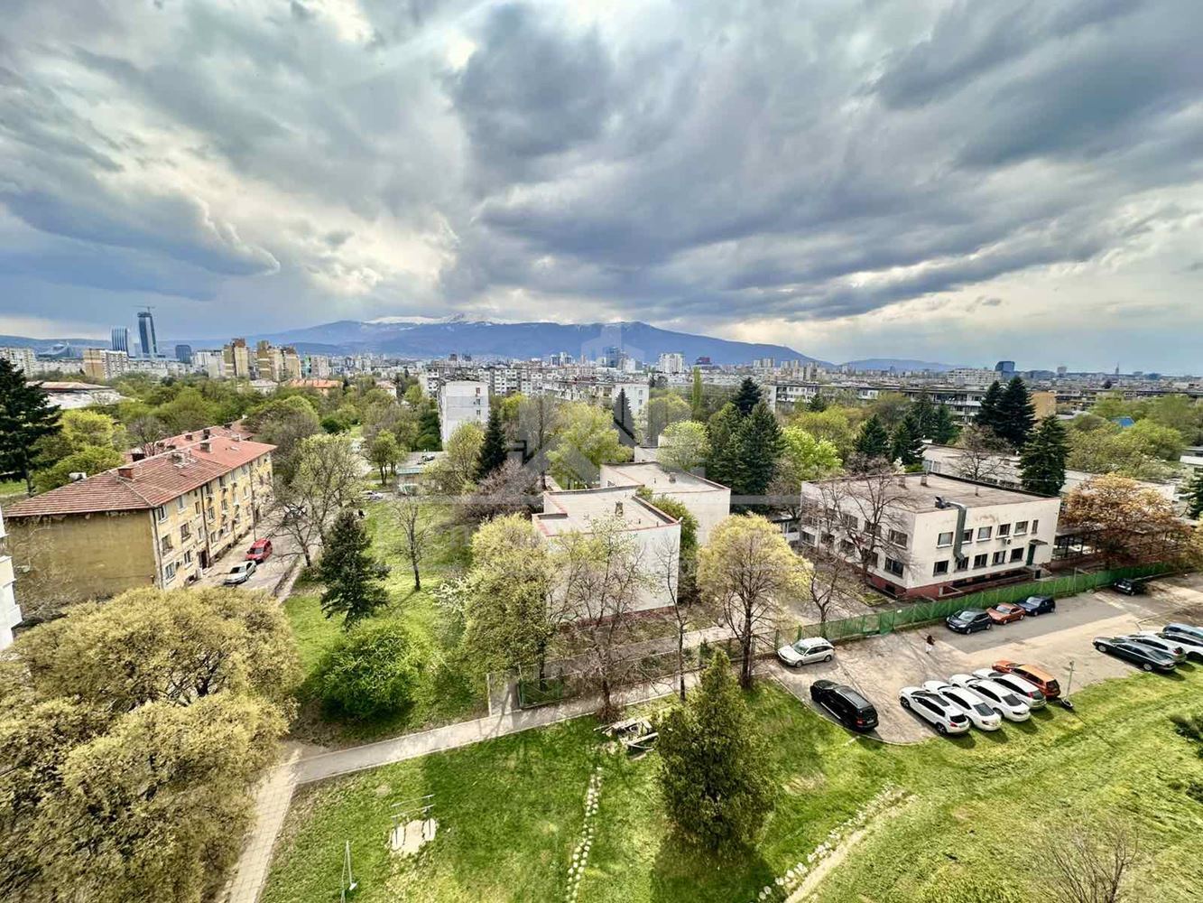 2-стаен - София, Дружба 1 - 0