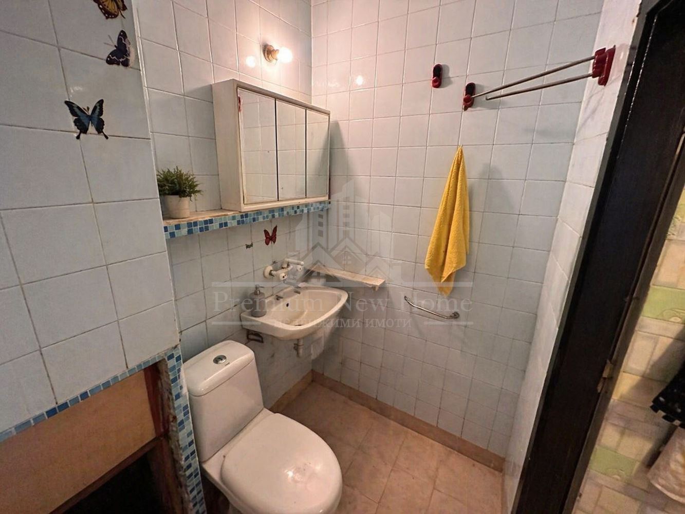 2-стаен - София, Дружба 1 - 0